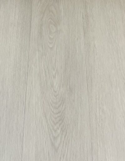 A close up of the wood grain on the floor